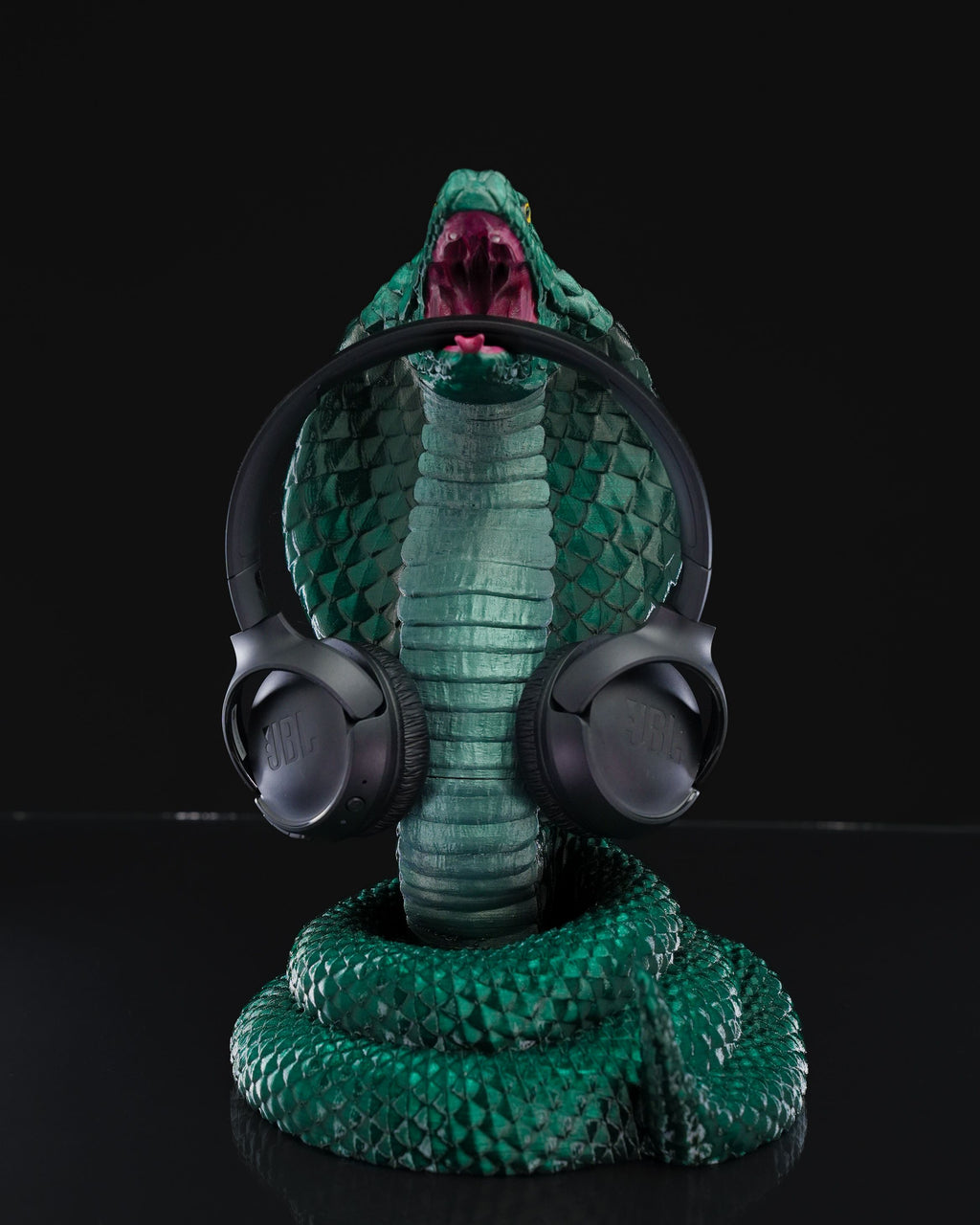 King Cobra Headphone Holder 1