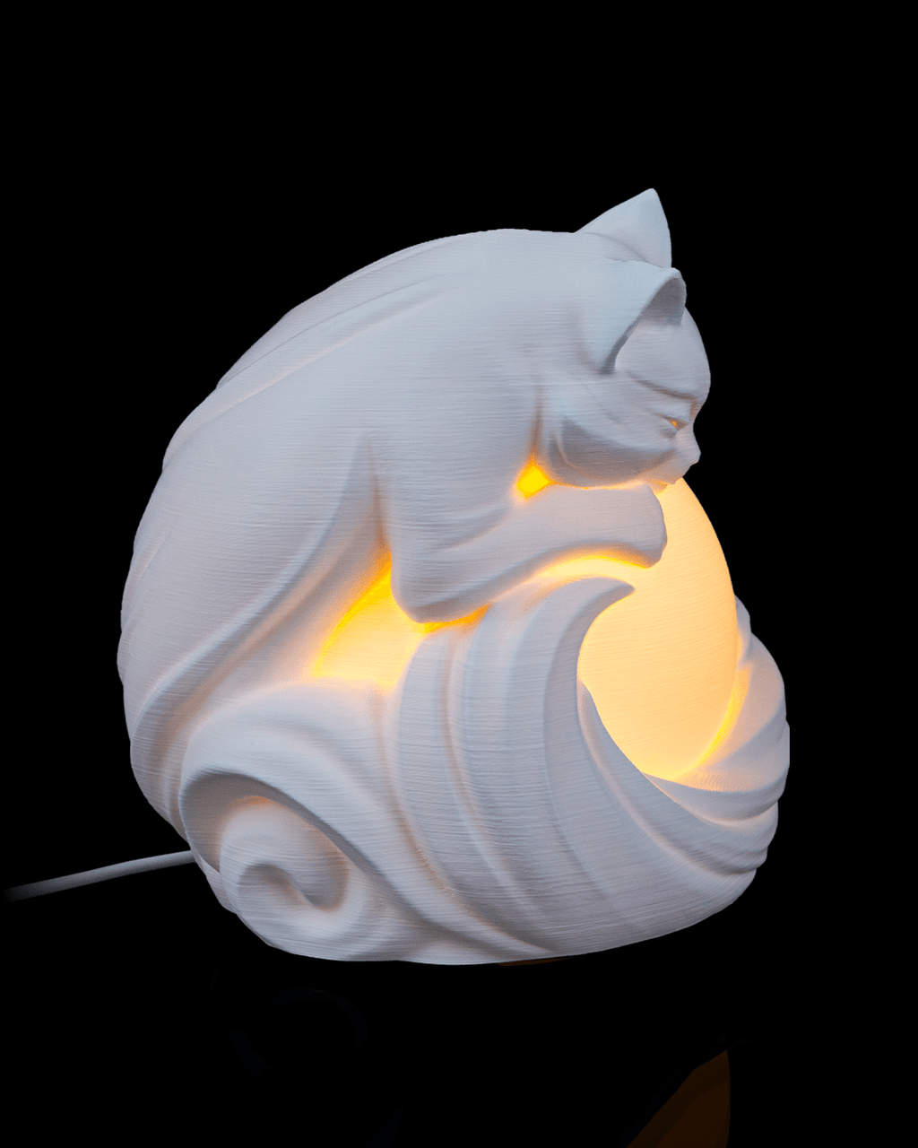 Feline Sphere Table Lamp 6