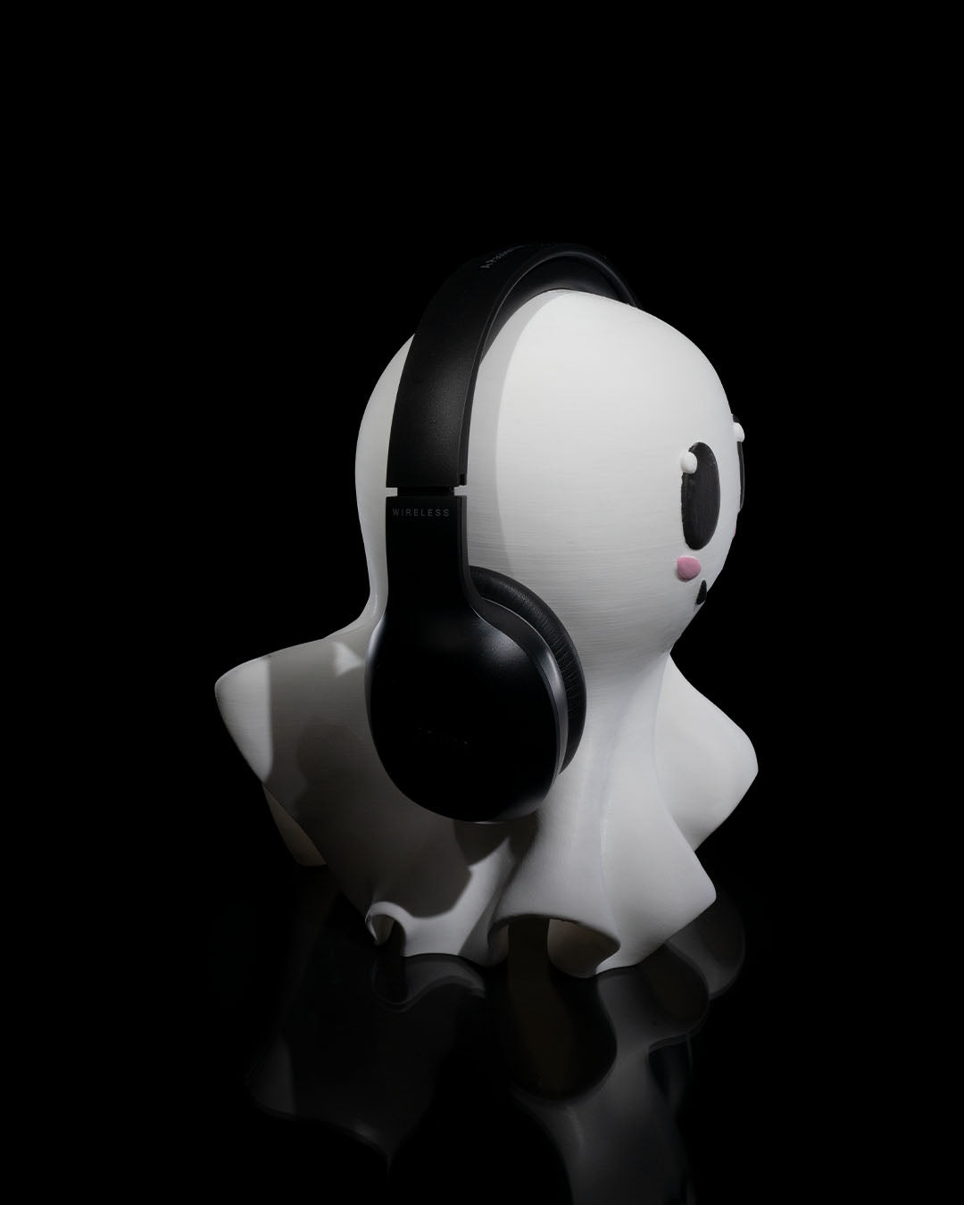 Gentle Ghost Headphone Holder 3