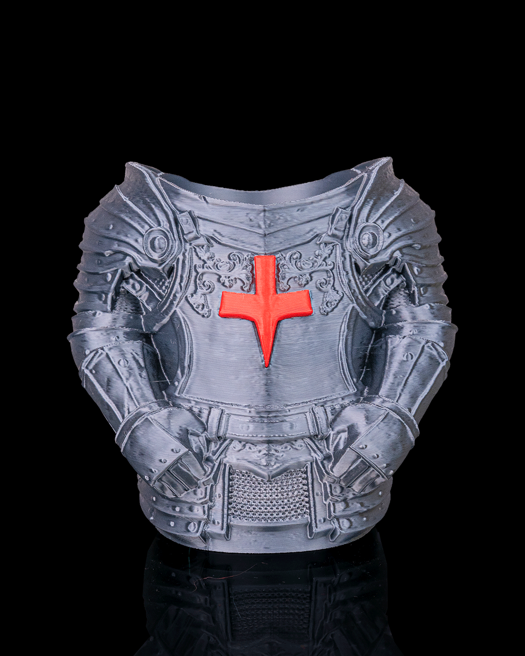 Knight Armor Can Holder 5