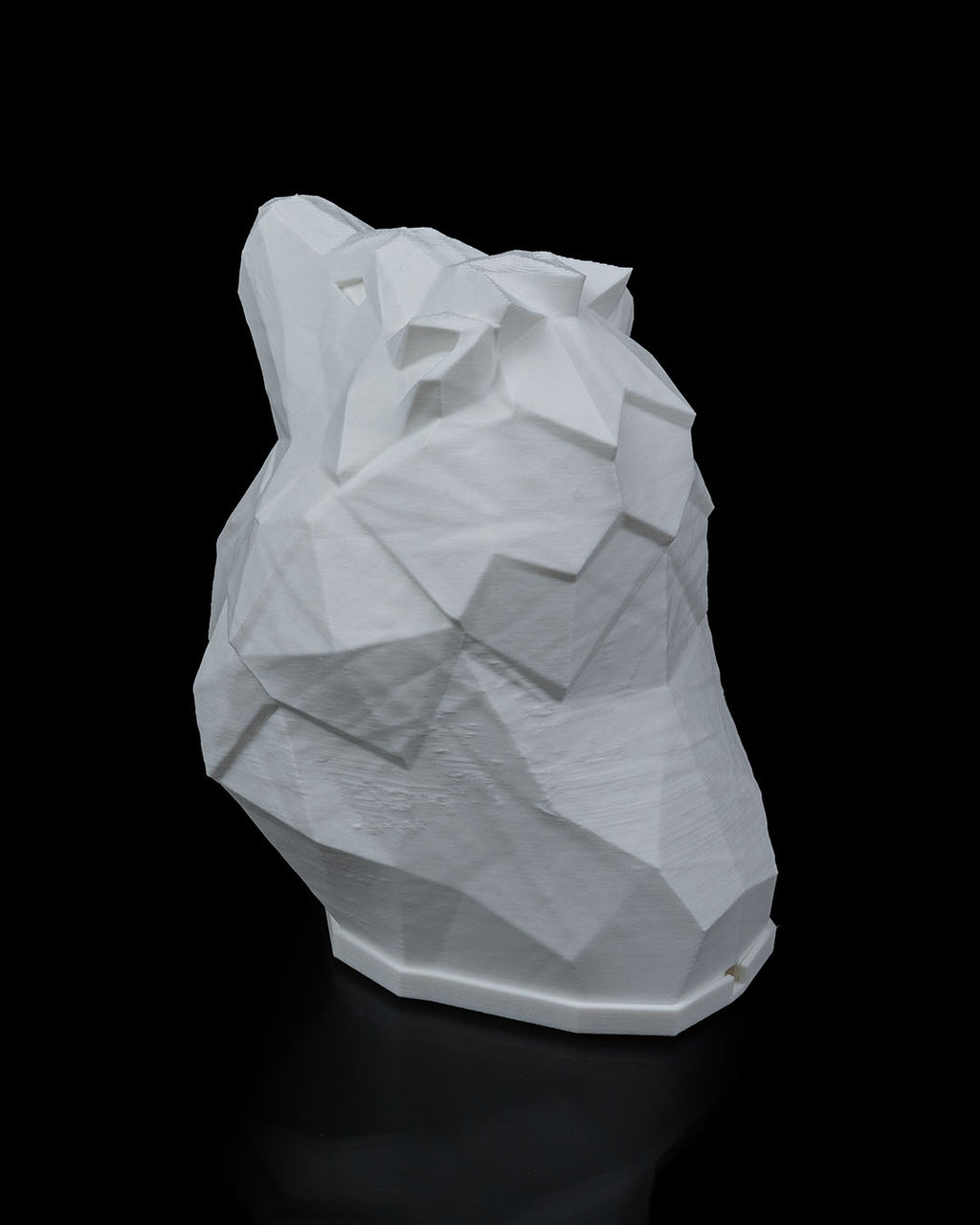 Low Poly Lion Table Lamp 4