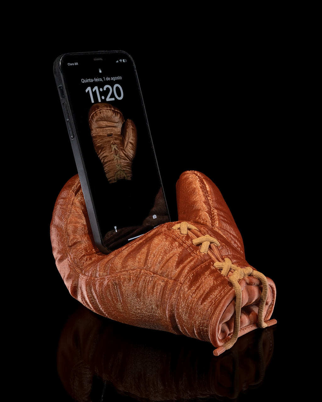 Right Hook Phone Holder 2