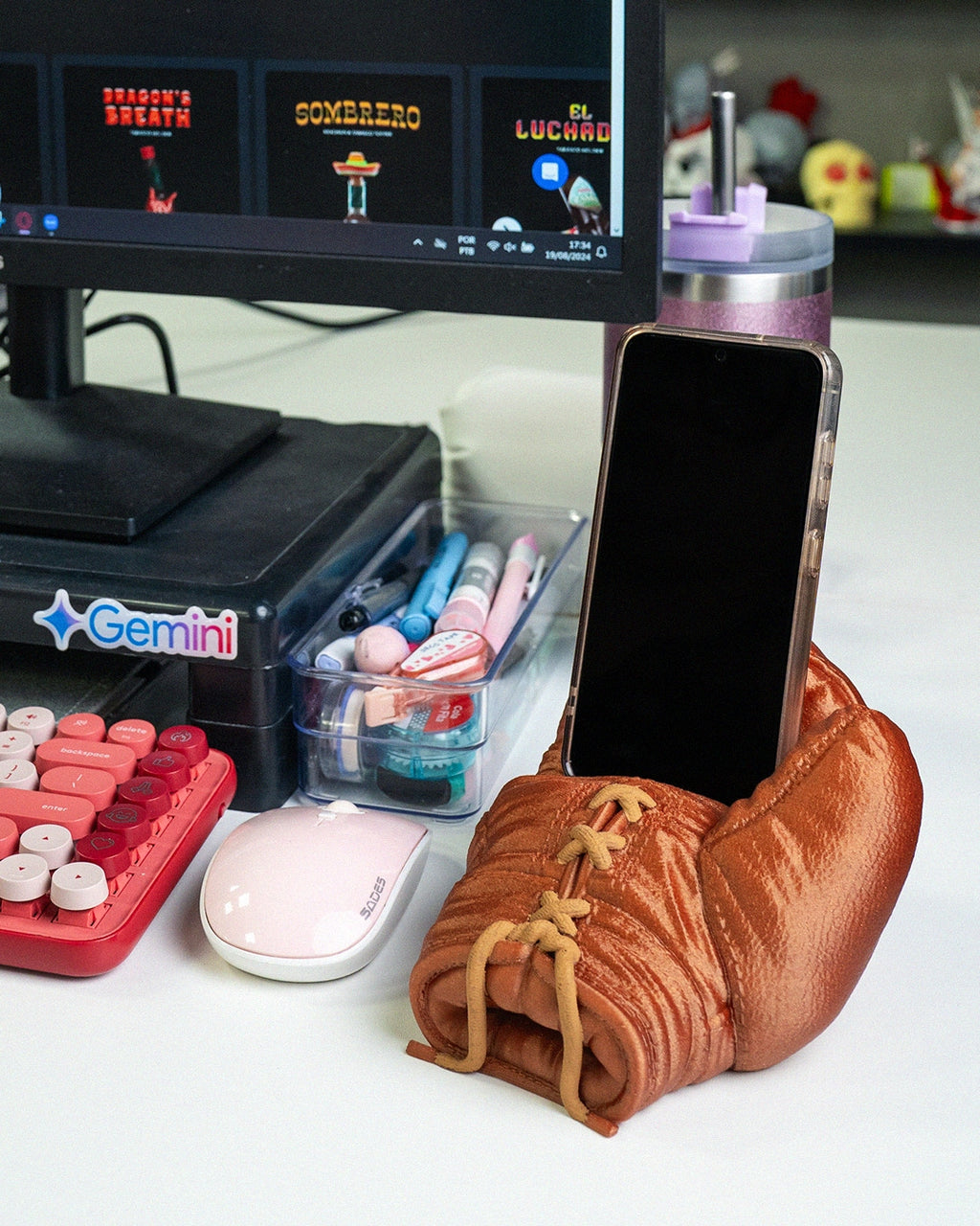 Right Hook Phone Holder 9