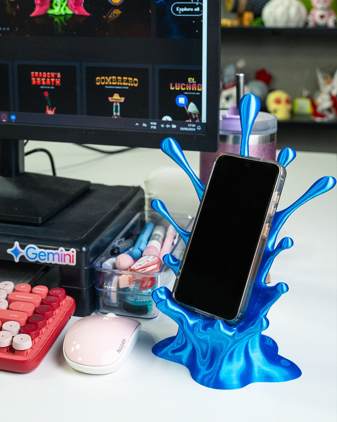 Splash Phone Holder 9